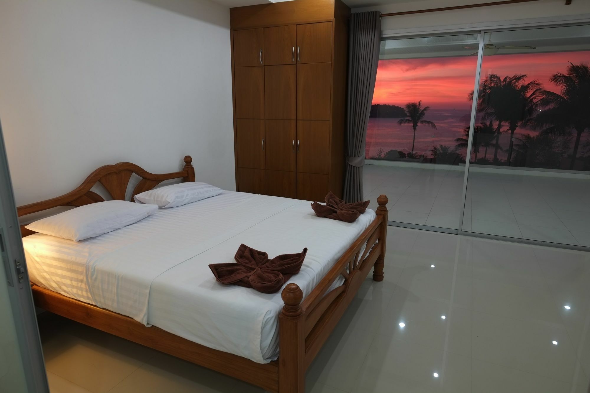 Cool Breeze Bungalow Karon Exterior photo